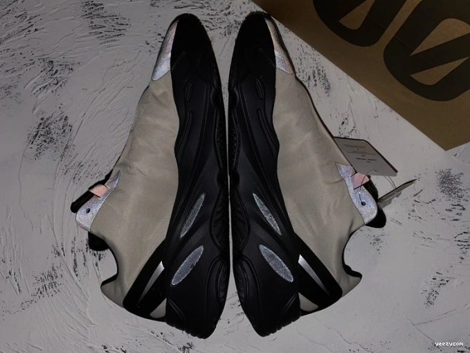 700 Yeezy FY3729 Bone MNVN Boost Adidas 0916